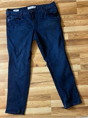 Torrid Straight Leg Boyfriend Jeans Size 18 Regular